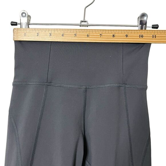 Girlfriend Collective Compressive Leggings Size XS Moon Gray High Rise Crop - Picture 9 of 11
